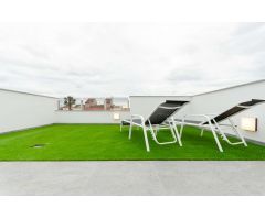 Villa con Piscina Privada en Torrevieja