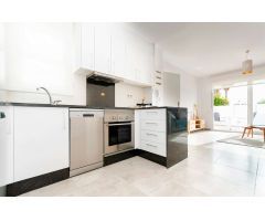 Villa con Piscina Privada en Torrevieja