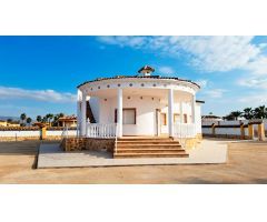 Espaciosa Villa en Catral en el Campo