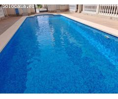 Fantástica Casa Adosada de 2 Habitaciones y 2 Baños en Catral, Alicante - €108.500