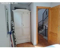 Fantástica Casa Adosada de 2 Habitaciones y 2 Baños en Catral, Alicante - €108.500
