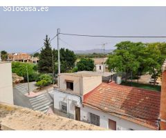 Fantástica Casa Adosada de 2 Habitaciones y 2 Baños en Catral, Alicante - €108.500