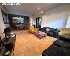 Mansion Rústica de 400m2 en Venta en Catral: Una Gran Propiedad Llena de Potencial
