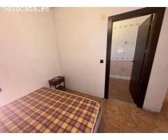 Mansion Rústica de 400m2 en Venta en Catral: Una Gran Propiedad Llena de Potencial