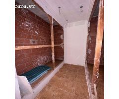 Mansion Rústica de 400m2 en Venta en Catral: Una Gran Propiedad Llena de Potencial
