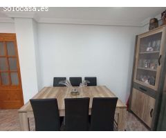 Piso de 3 Dormitorios, en 1ª Planta en Venta en Dolores