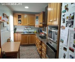 Piso de 3 Dormitorios, en 1ª Planta en Venta en Dolores