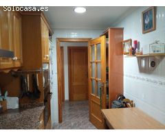 Piso de 3 Dormitorios, en 1ª Planta en Venta en Dolores