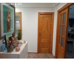 Piso de 3 Dormitorios, en 1ª Planta en Venta en Dolores