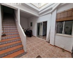 Chalet en Venta en La Albericia, Valencia