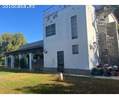 PARCELA DE 2600 METROS CON CHALET
