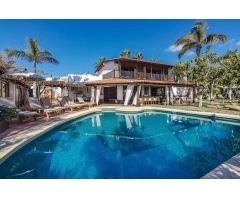 Villa de Lujo en Venta en Adeje, Santa Cruz de Tenerife