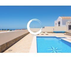 Villa de Lujo en Venta en Adeje, Santa Cruz de Tenerife
