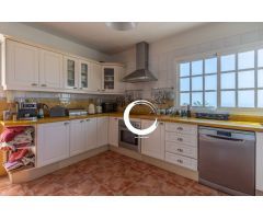 Villa de Lujo en Venta en La Barona, Santa Cruz de Tenerife