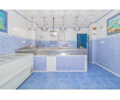 ¡Oportunidad de Negocio Única! Pescadería con Tradición y Clientela Fiel en Venta