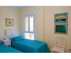 Apartamento Playa de lujo la Carihuela/Torremolinos cerca de Puerto Marina en Benalmádena