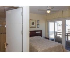 Apartamento Playa de lujo la Carihuela/Torremolinos cerca de Puerto Marina en Benalmádena
