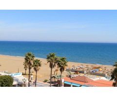 Apartamento Playa de lujo la Carihuela/Torremolinos cerca de Puerto Marina en Benalmádena