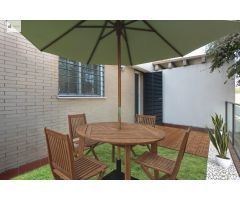 APARTAMENTO-DÚPLEX CON TERRAZA Y PISCINA
