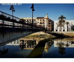 MAGNIFICA BODEGA EN EL CENTRO DE CHICLANA