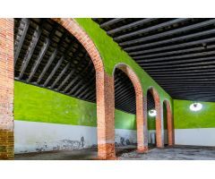 MAGNIFICA BODEGA EN EL CENTRO DE CHICLANA