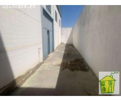 Nave industrial en venta en Calle Rio Genil, Arjona