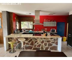 Chalet en Venta en Begur, Girona