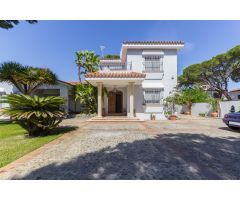 Exclusivo chalet en venta en Valdelagrana