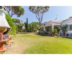 Exclusivo chalet en venta en Valdelagrana