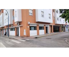 Local comercial en Avenida de la Libertad