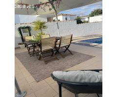Chalet con piscina en Soto del Aguila