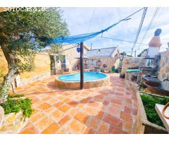 Chalet con piscina y apartamentos en Pinar de los Franceses