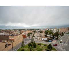 Piso de 4 dormitorios en Cobreros Viejo