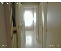 Piso de 3 dormitorios y plaza de garaje en C/ Jardines