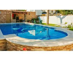Chalet con piscina en Costa Sancti Petri