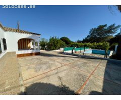 Parcela de 4.000 m2 con 2 viviendas tipo chalet