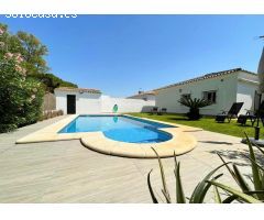 Chalet con piscina en el Pago Melilla