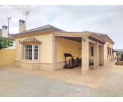 PRECIOSO CHALET EN CARBONEROS