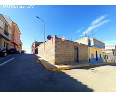 Terreno Urbano esquinero en La Llosa