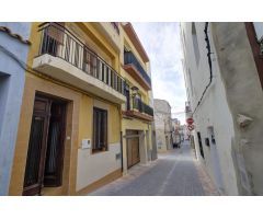 CASA EN EL CORAZON DE ALMENARARA