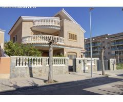 ESTUPENDA CASA EN LA MEJOR ZONA DE ALMENARA