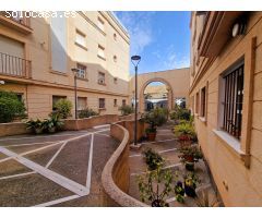 Piso con garaje en Residencial Cristina – Zona Divina Pastora, Jerez