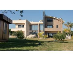 Exclusivo chalet de lujo en venta en Torre en Conill-Cumbres de San Antonio, Bétera