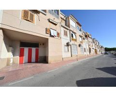 GARAJE GRANDE CERRADO DE 24M2 CON ACCESO DE RAMPA