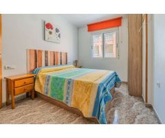 APARTAMENTO DE  2 DORMITORIOS 1 BAÑO Y GARAJE  INCLUIDO EN LA PLAYA DEL CURA