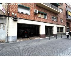 AMPLIO LOCAL COMERCIAL EN BARCELONA