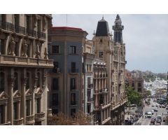 ESPECTACULAR PISO EN VIA LAIETANA (BARCELONA)