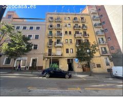 ESPECTACULAR EDIFICIO EN EL CENTRO DE BARCELONA