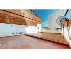 Se vende piso en Castelldefels (Barcelona).
