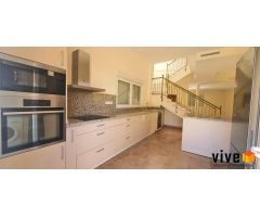 Chalet en Alquiler en Bormujos, Sevilla